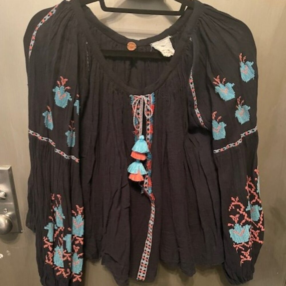 Free People Marishka Peasant Blouse in black - Picture 11 of 16